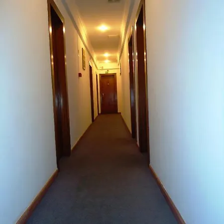 Rosa Douro בית הארחה ליסבון